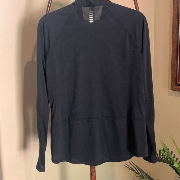 UNDER ARMOUR Black Half Zip Pullover Tee - Picture 4 of 7